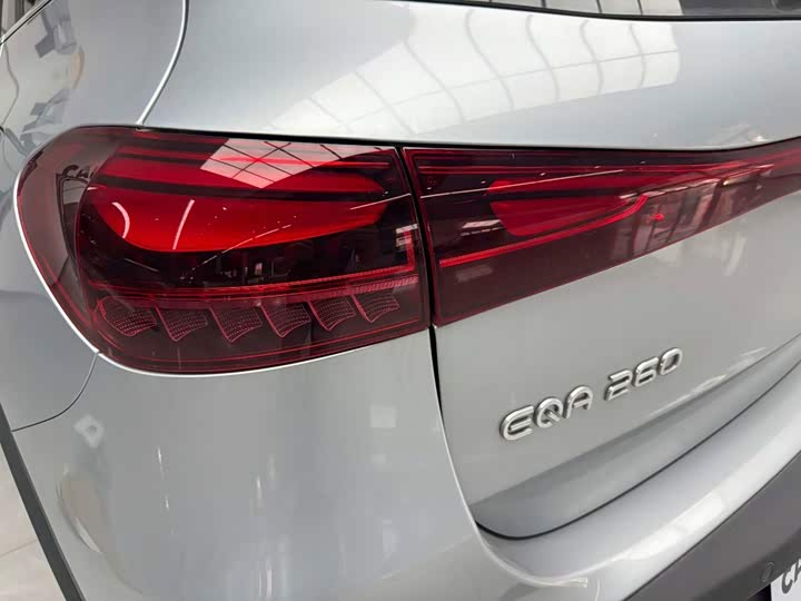 Mercedes-Benz EQA, 2025 — фото 6 из 9