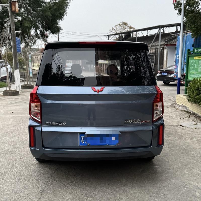 Wuling Hongguang Plus, 2021 — фото 5 из 9
