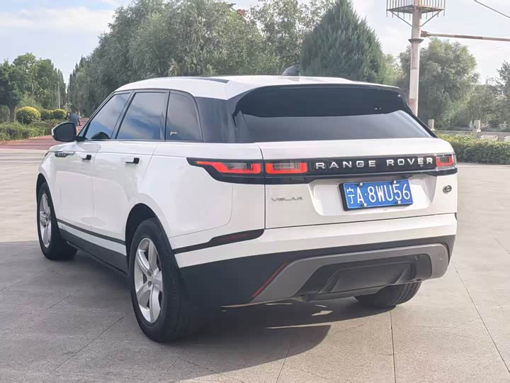Land Rover Range Rover Velar, 2023 — фото 7 из 9