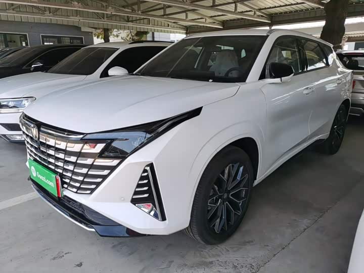 Changan UNI-Z Hybrid, 2026 — фото 2 из 9