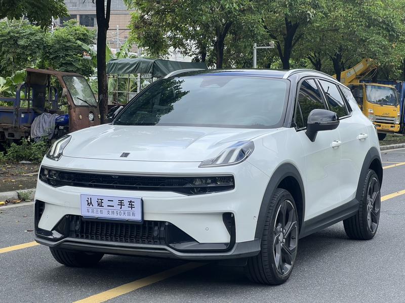 Lynk & Co 06, 2023 — купить в Твери под ключ