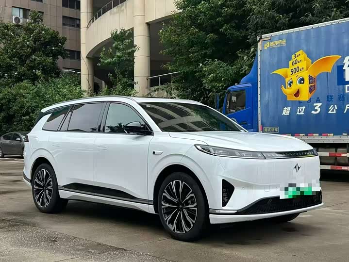 Dongfeng Yipai eπ 008, 2025 — фото 3 из 9