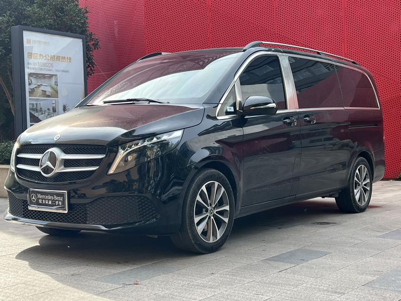 Mercedes-Benz V-Class, 2023 — купить в Саратове под ключ