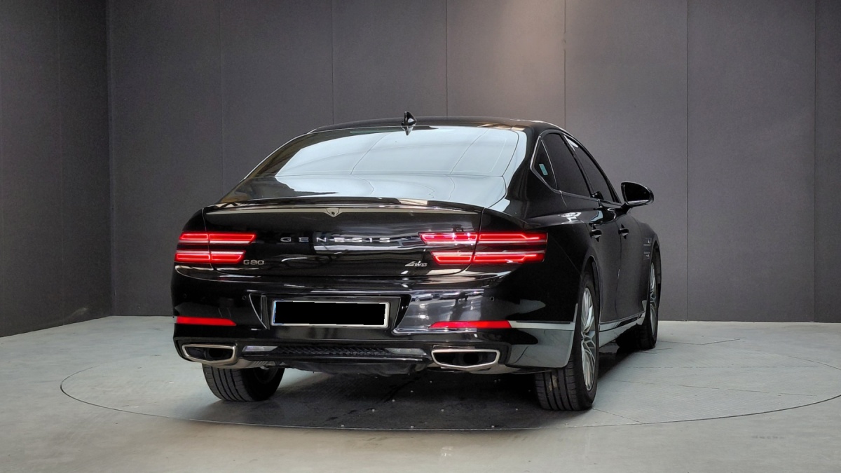 Genesis G80, 2023 — фото 4 из 12