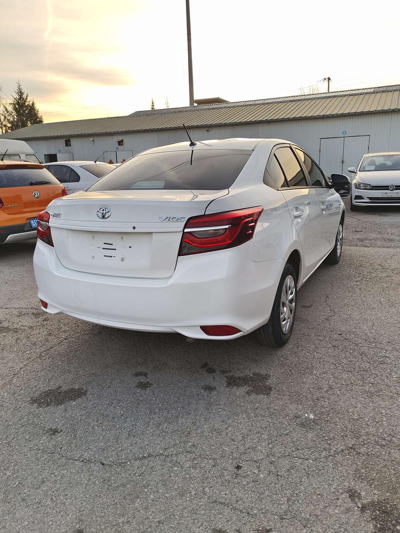 Toyota Vios, 2022 — фото 6 из 10