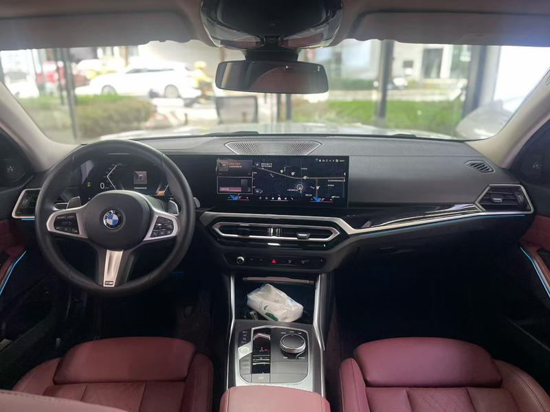 BMW 3 Series, 2023 — фото 9 из 12