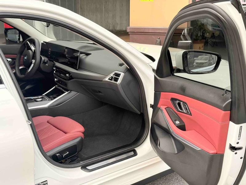 BMW i3, 2025 — фото 9 из 10