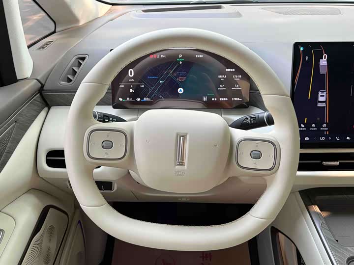 Wey 80 Hybrid, 2025 — фото 8 из 9