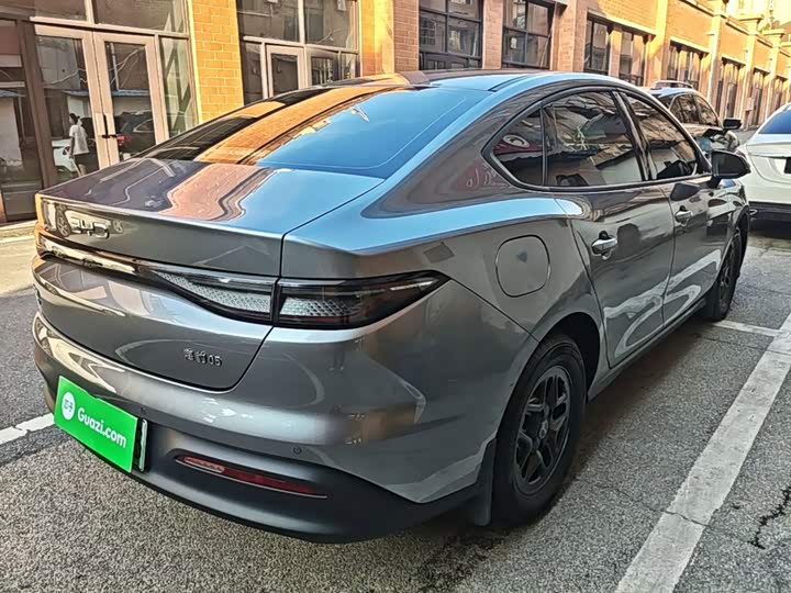 BYD Seal 05 DM-i Hybrid, 2025 — фото 7 из 9