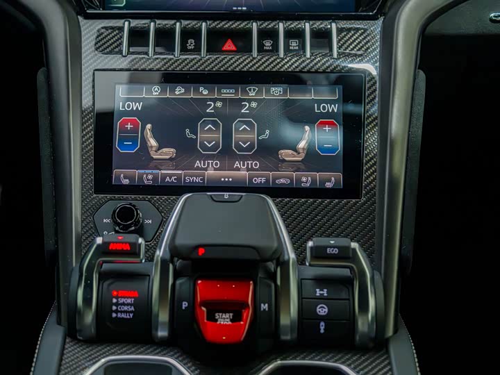 Lamborghini Urus, 2023 — фото 6 из 9