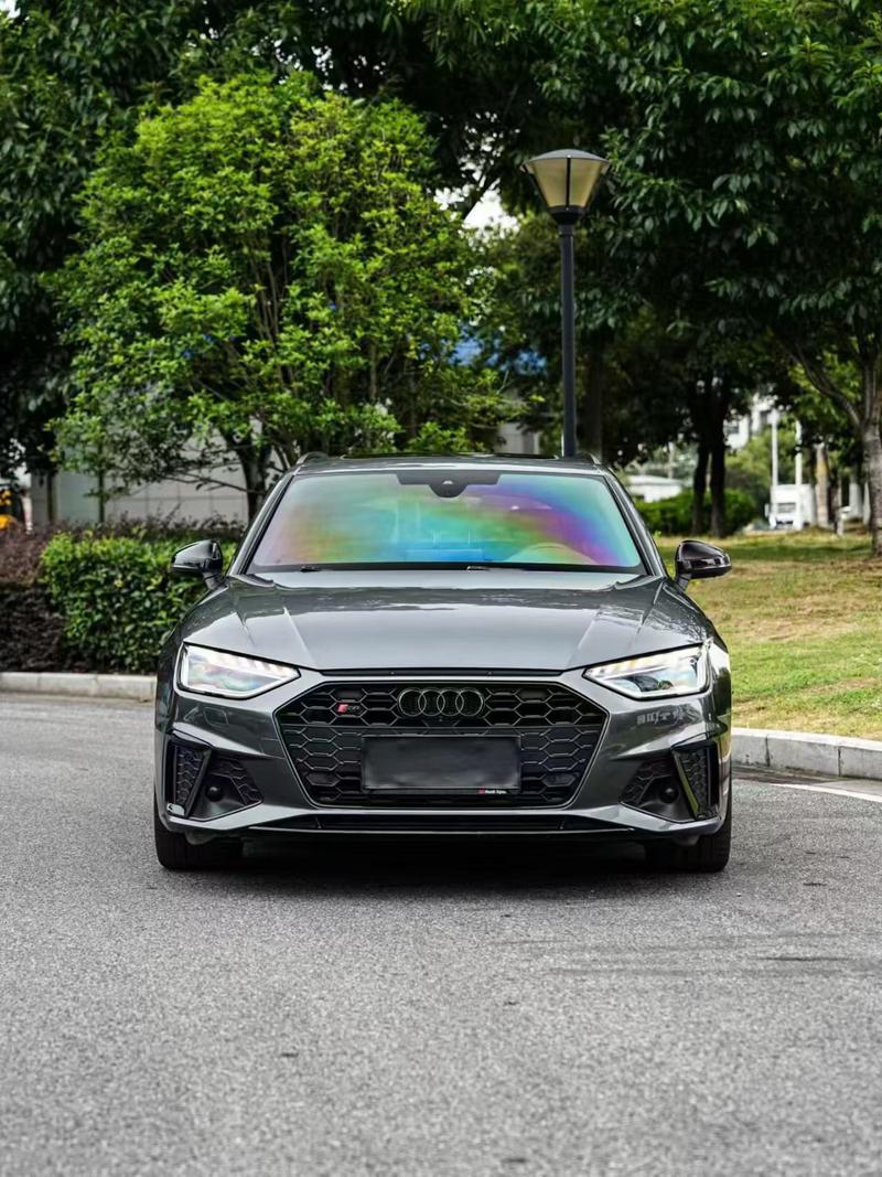 Audi S4, 2023 — фото 2 из 7