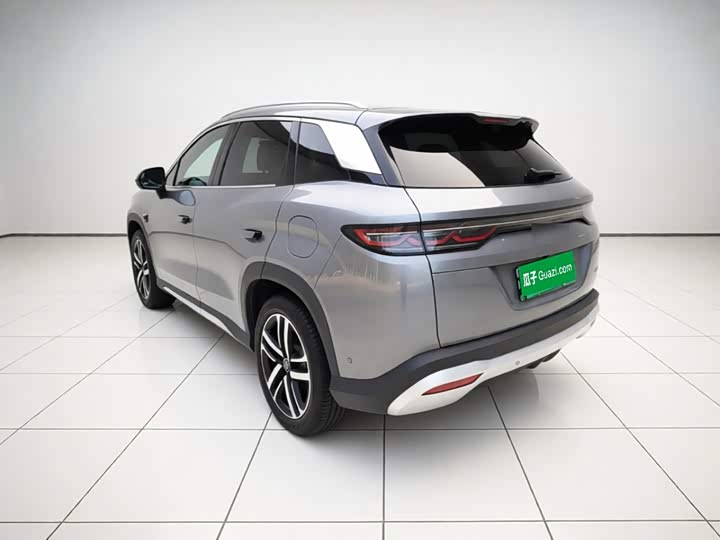 BYD Song L DM-i Hybrid, 2025 — фото 4 из 9