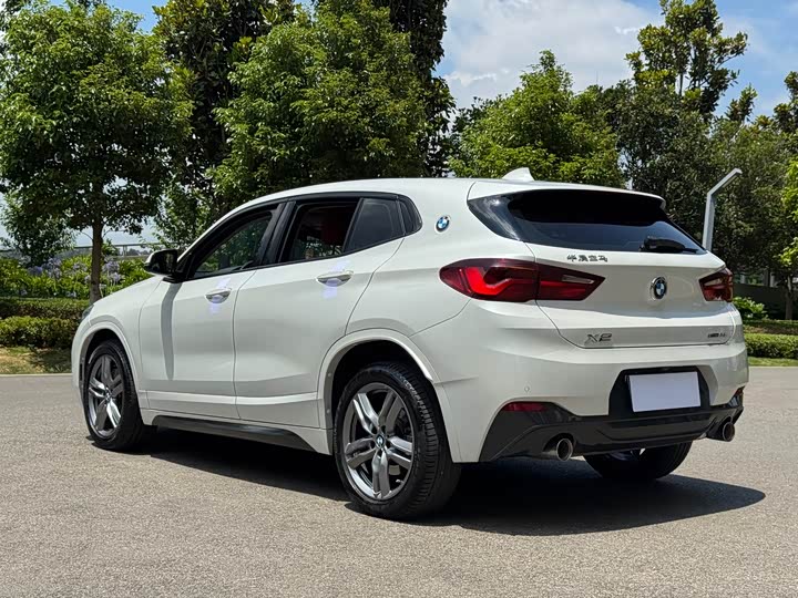 BMW X2, 2022 — фото 4 из 9