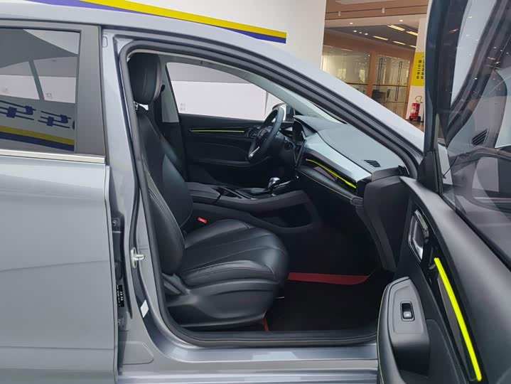 Roewe i5, 2021 — фото 8 из 9