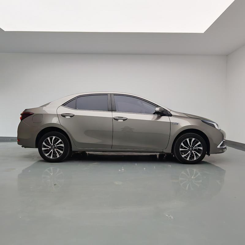 Toyota Corolla Hybrid, 2021 — фото 8 из 12