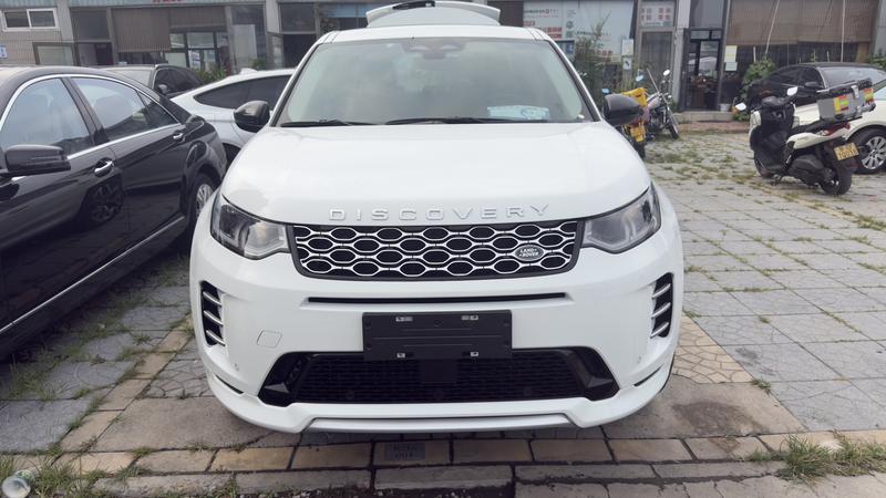 Land Rover Discovery Sport, 2024 — фото 2 из 12