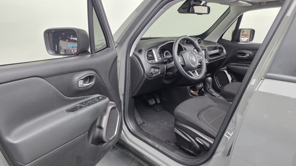 Jeep Renegade, 2022 — фото 9 из 12
