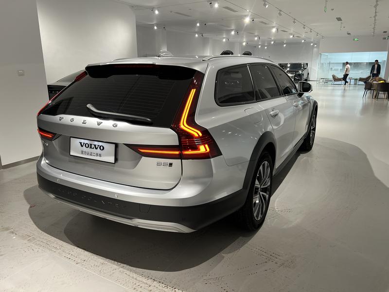 Volvo V90, 2025 — фото 7 из 12