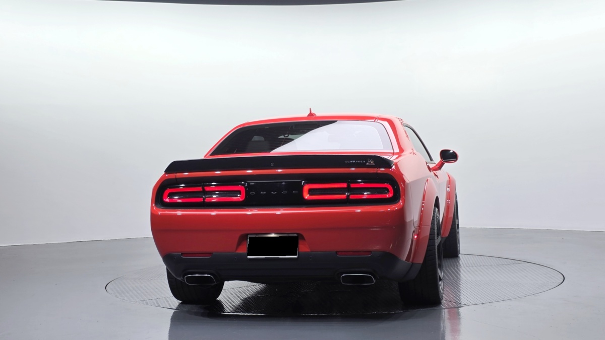 Dodge Challenger, 2022 — фото 4 из 12