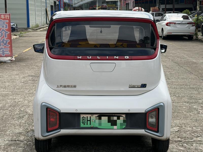 Wuling Nano EV, 2022 — фото 5 из 12