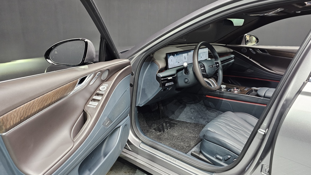 Genesis G80, 2024 — фото 9 из 12