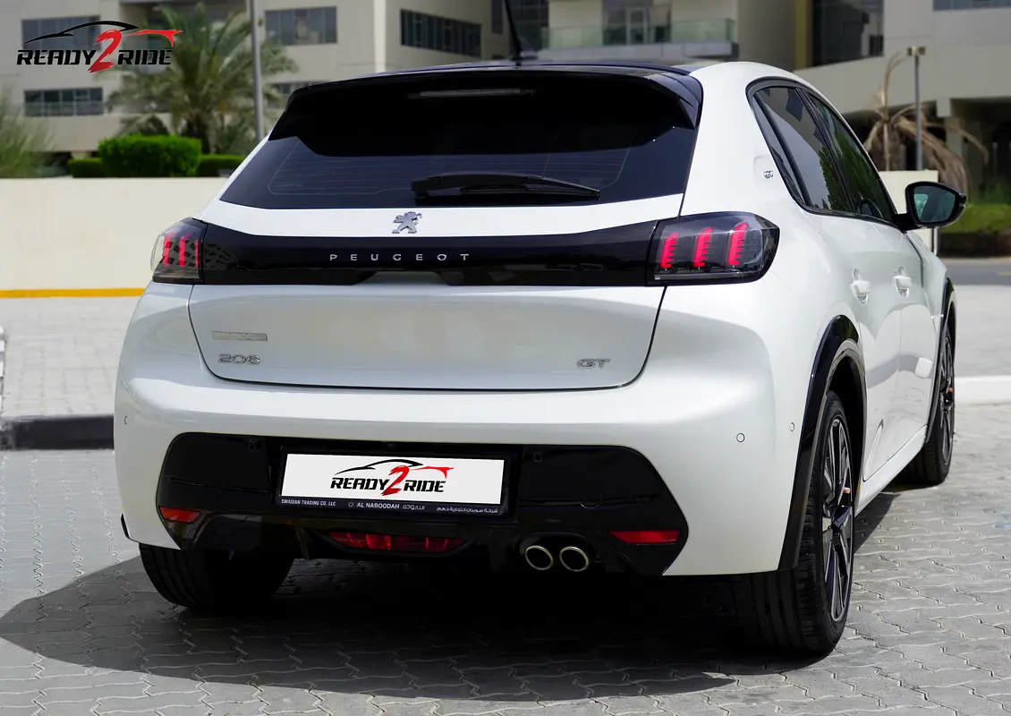 Peugeot 208, 2023 — фото 10 из 10