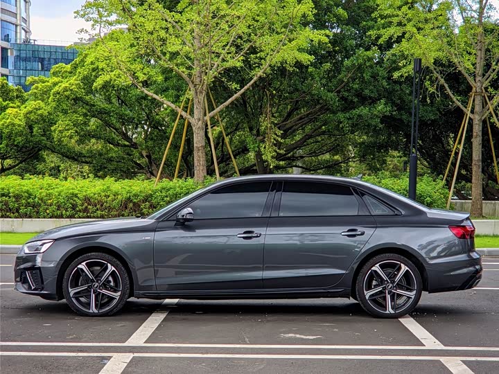 Audi A4L, 2023 — фото 3 из 9