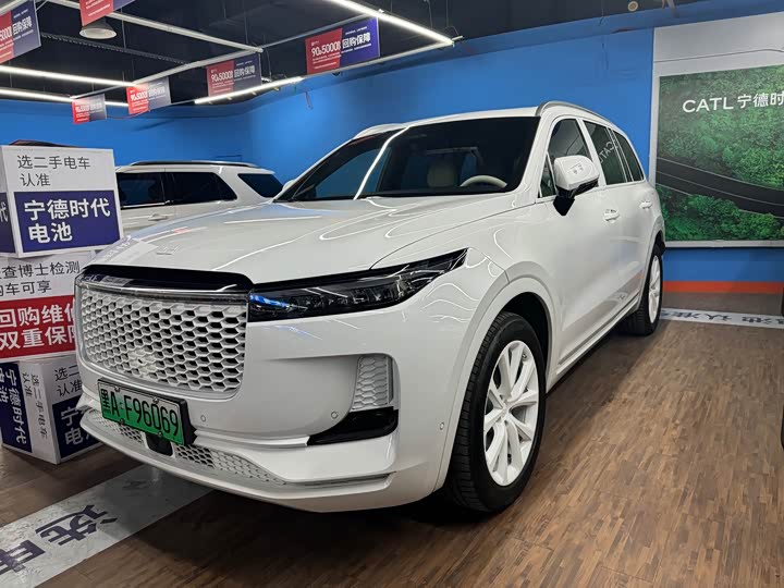 LiXiang One, 2022 — купить в Санкт-Петербурге под ключ