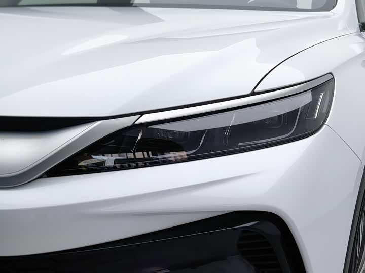 BYD Song Pro Hybrid, 2025 — фото 7 из 9