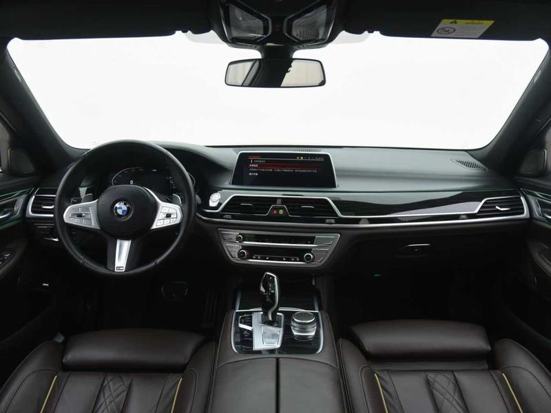 BMW 7 Series, 2022 — фото 8 из 12