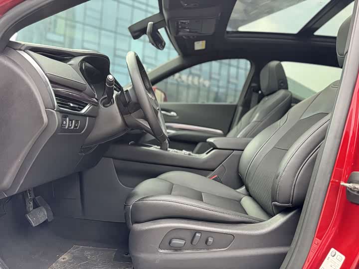 Cadillac XT4, 2022 — фото 4 из 9