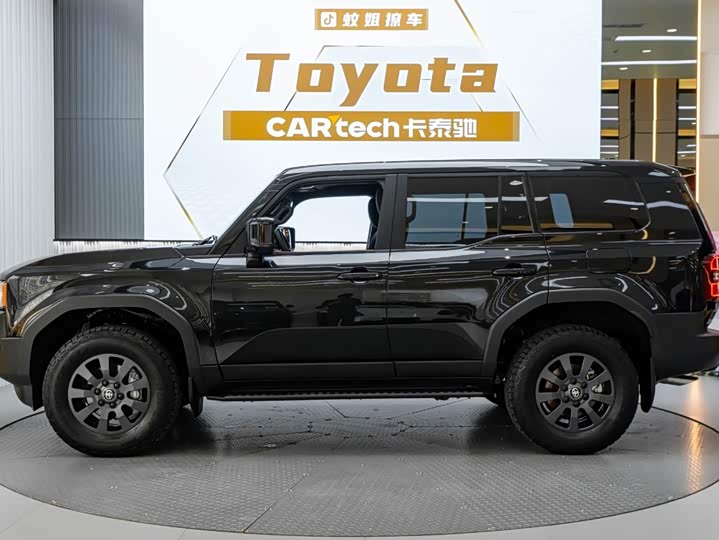 Toyota Prado, 2024 — фото 3 из 9