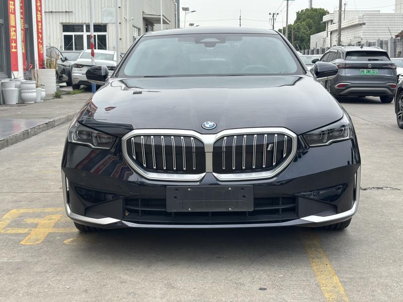 BMW i5, 2023 — фото 2 из 12