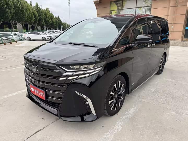 Toyota Alphard, 2024 — купить в Санкт-Петербурге под ключ