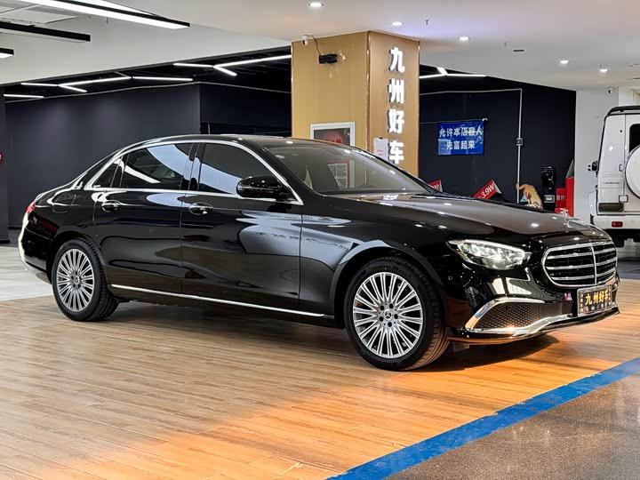 Mercedes-Benz E-Class, 2023 — фото 3 из 9