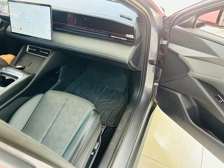 BYD Qin L, 2025 — фото 9 из 9
