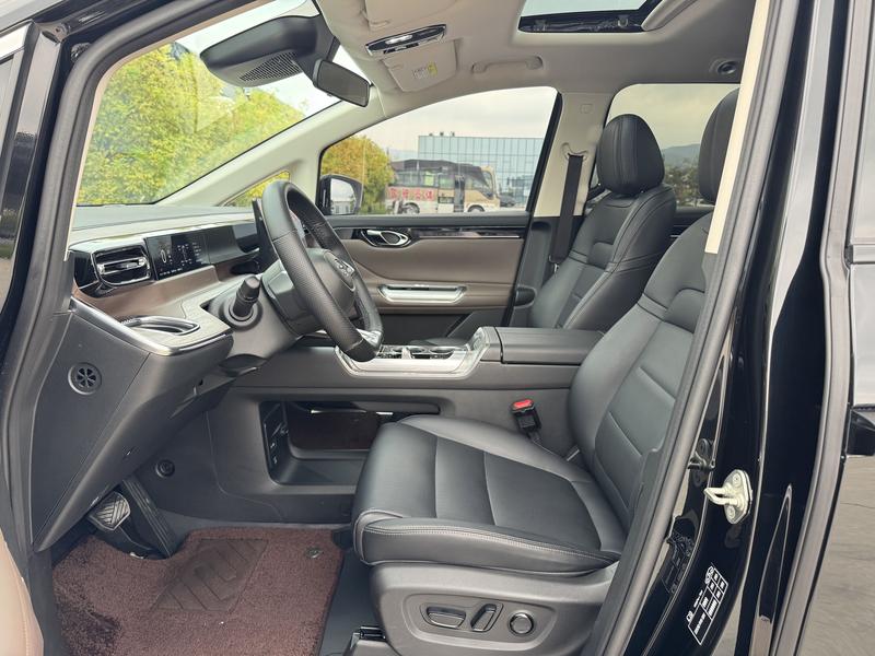 GAC Trumpchi E8, 2024 — фото 10 из 12