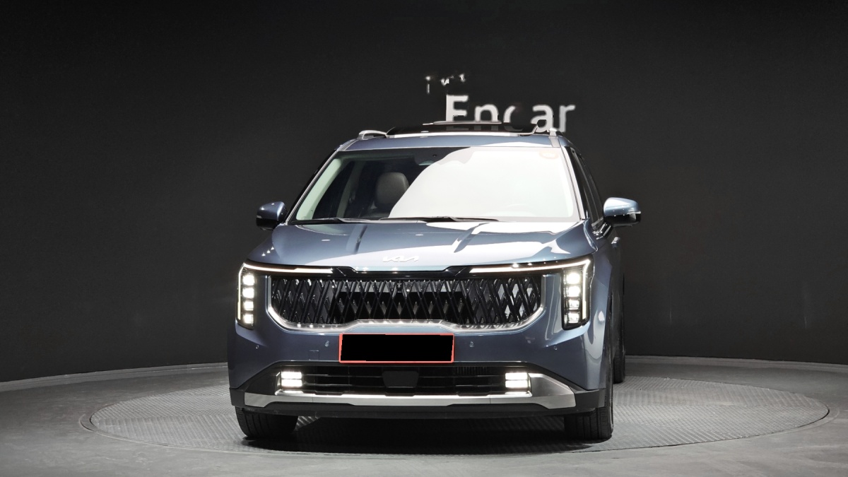 Kia Carnival, 2023 — фото 3 из 12