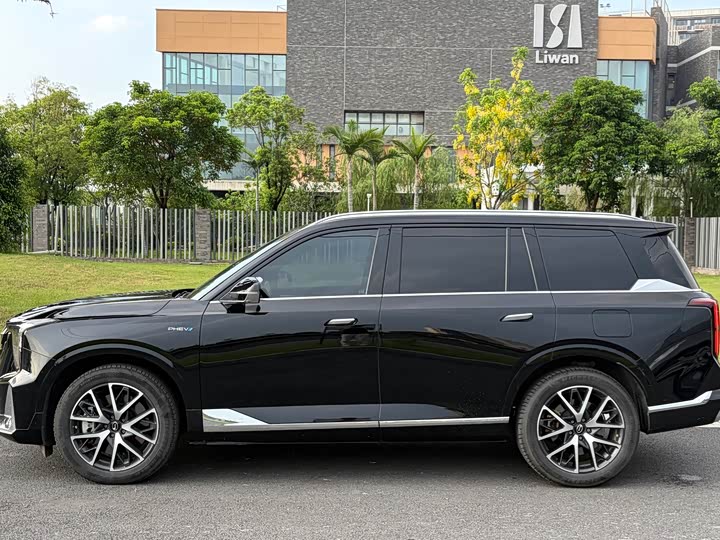 GAC Trumpchi ES9, 2023 — фото 2 из 9