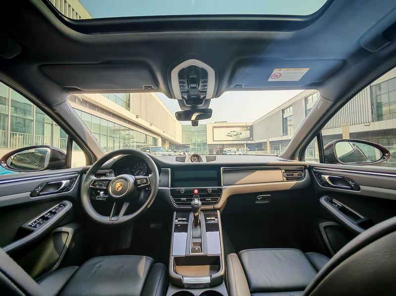 Porsche Macan, 2024 — фото 6 из 10