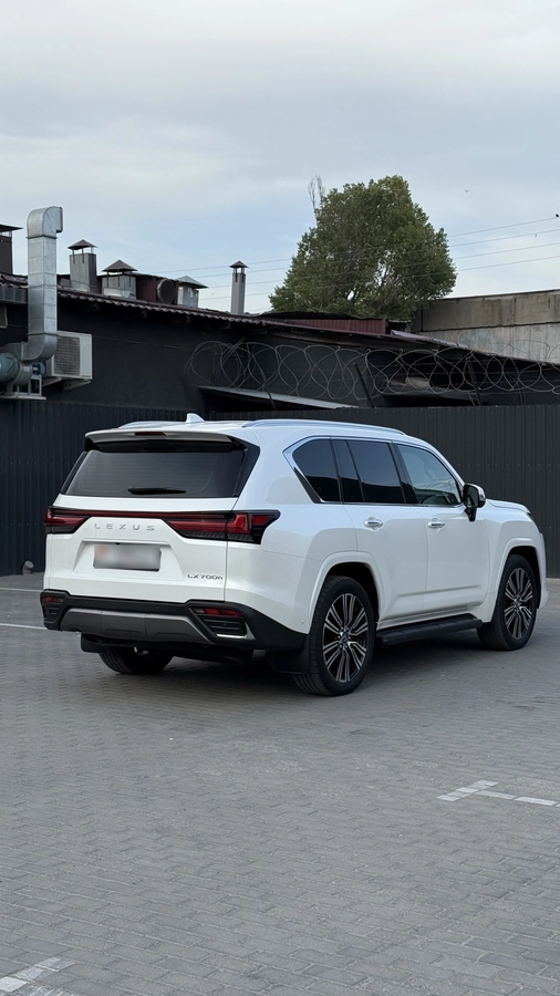 Lexus LX, 2025 — фото 5 из 10