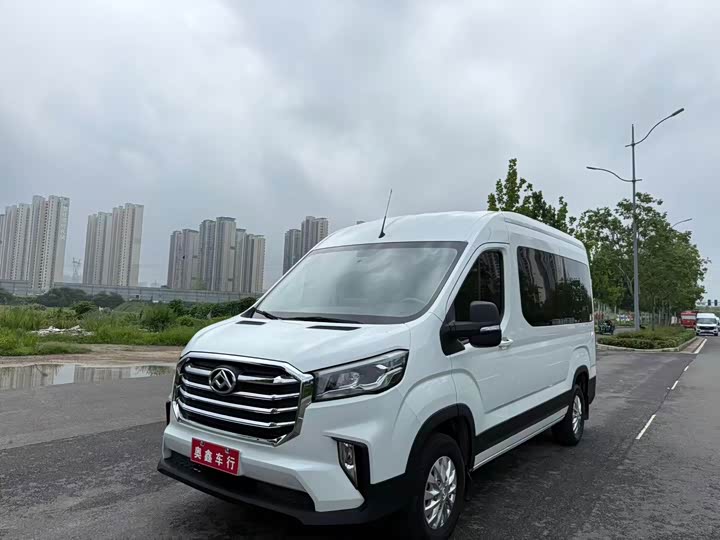 Maxus V90, 2023 — купить в Уфе под ключ