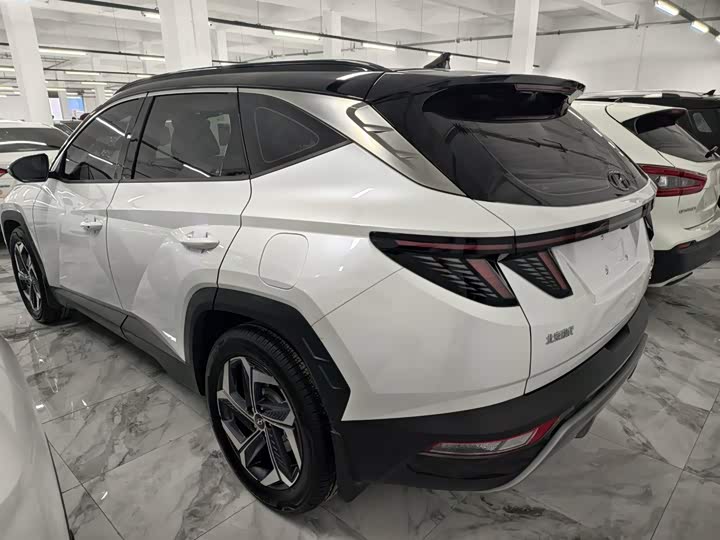 Hyundai Tucson L, 2022 — фото 7 из 9