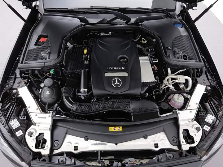 Mercedes-Benz E-Class Hybrid, 2022 — фото 6 из 9