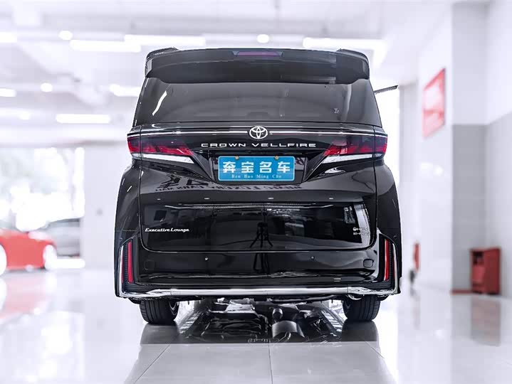 Toyota Vellfire, 2023 — фото 5 из 12