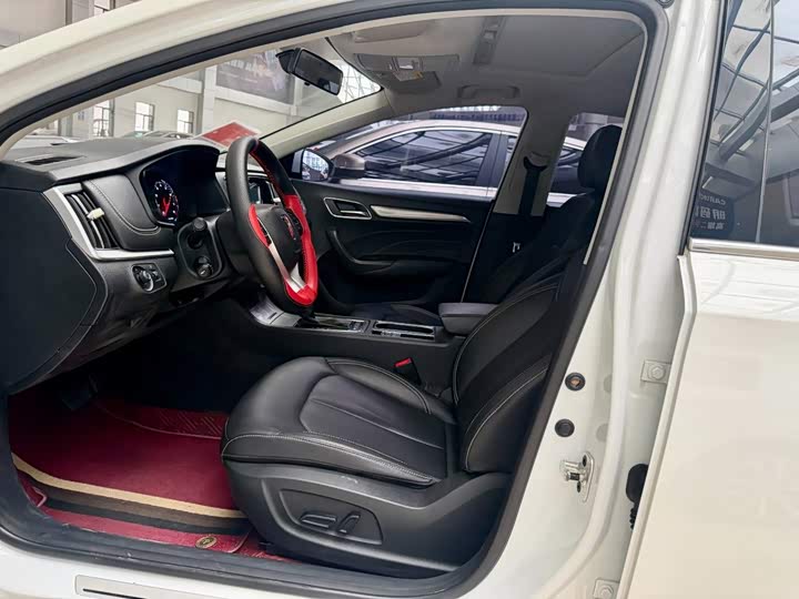 Roewe i6, 2021 — фото 7 из 9