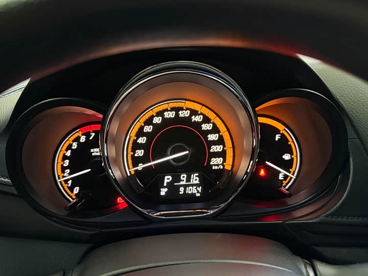 Toyota Yaris L Hatchback, 2022 — фото 7 из 9