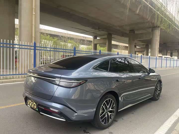 BYD Seal, 2024 — фото 6 из 9