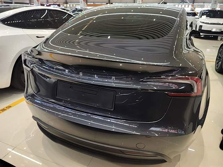 Tesla Model 3, 2024 — фото 6 из 9