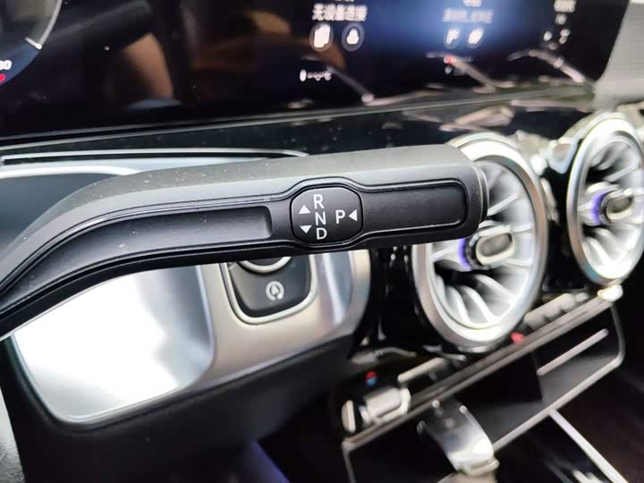 Mercedes-Benz GLB-Class, 2022 — фото 7 из 9